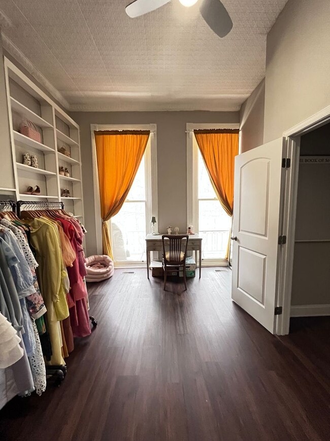 Photo - 5 N Harvie St Unidad A