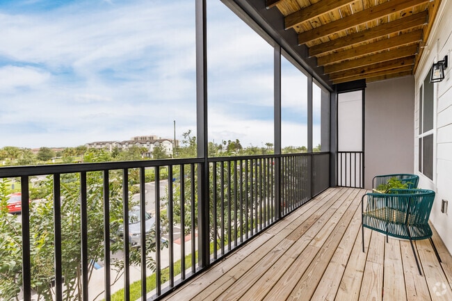 2 BR, 2 BA - 1,029 SF
