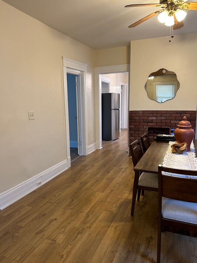 Photo - 3322 Daisy Ave