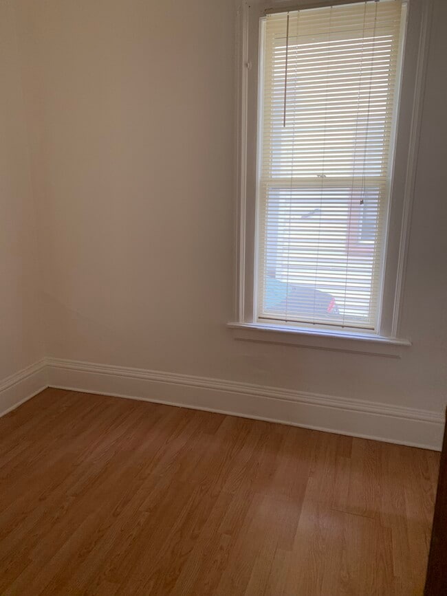 Photo - 81 Cameron St Unidad 81 Back