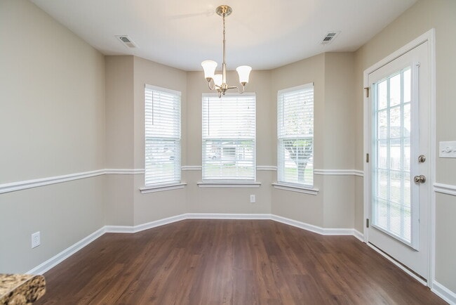 Photo - 2115 Montgomery Ln