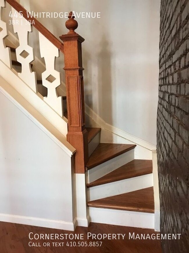 Photo - 445 Whitridge Ave