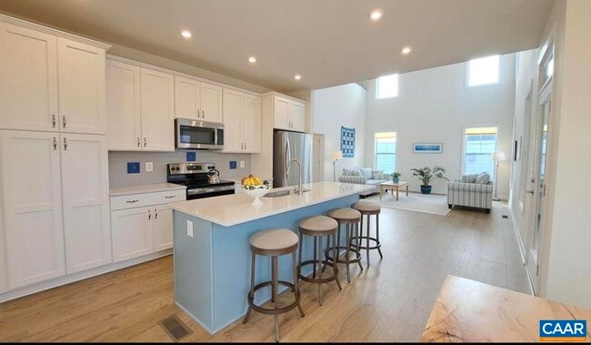 Photo - 234 Bishopgate Ln