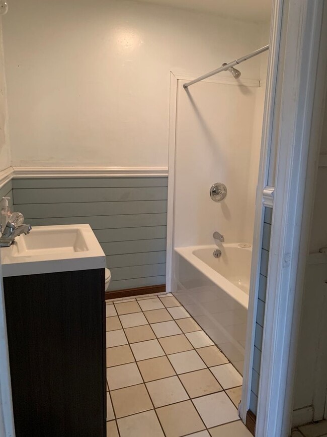 Photo - 235 Eastbrook Dr Unit 1
