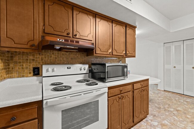 Photo - 5613 Banbury Ct