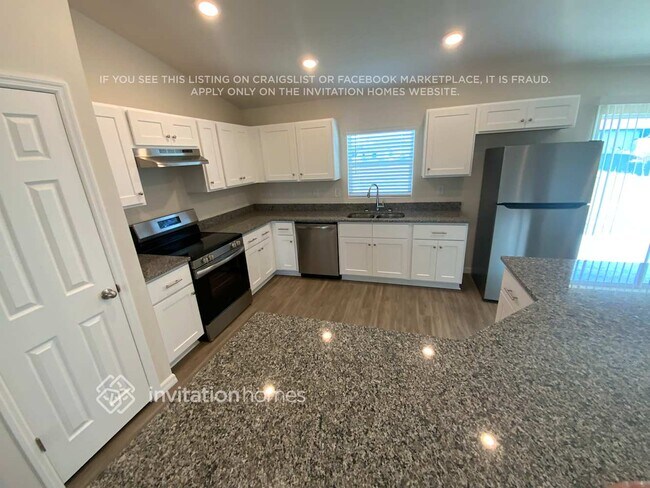 Photo - 512 NE 6th Pl