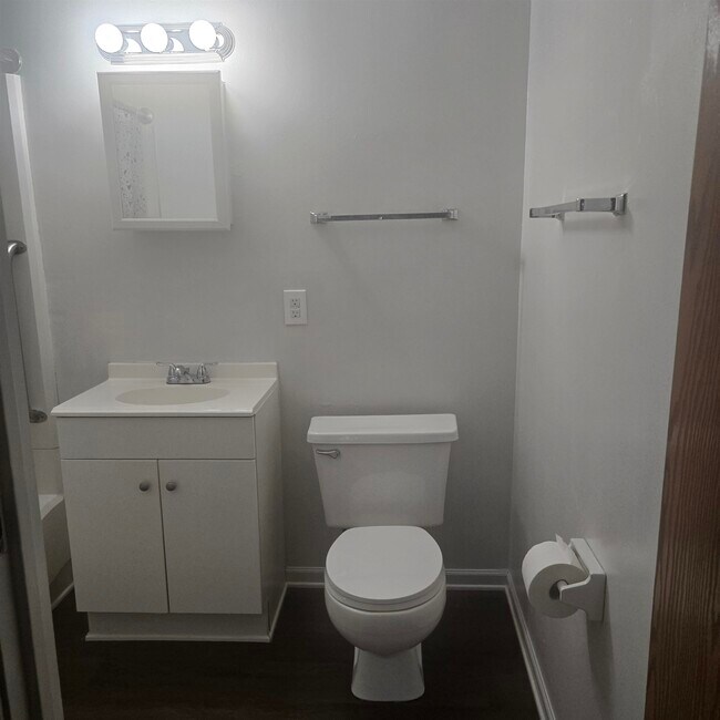 Photo - 329 Mabry St House