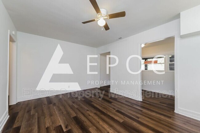 Photo - 2001 Bowen Blvd