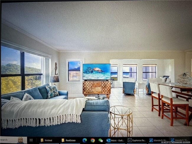 Photo - 1289 NE Ocean Blvd Unidad 5