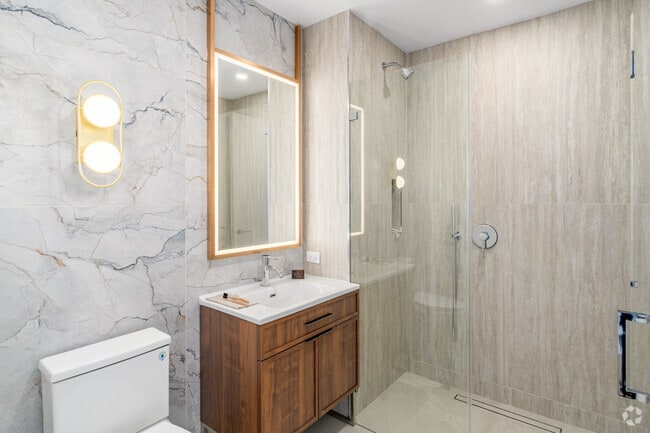 2BR, 1BA - 799SF - Bathroom