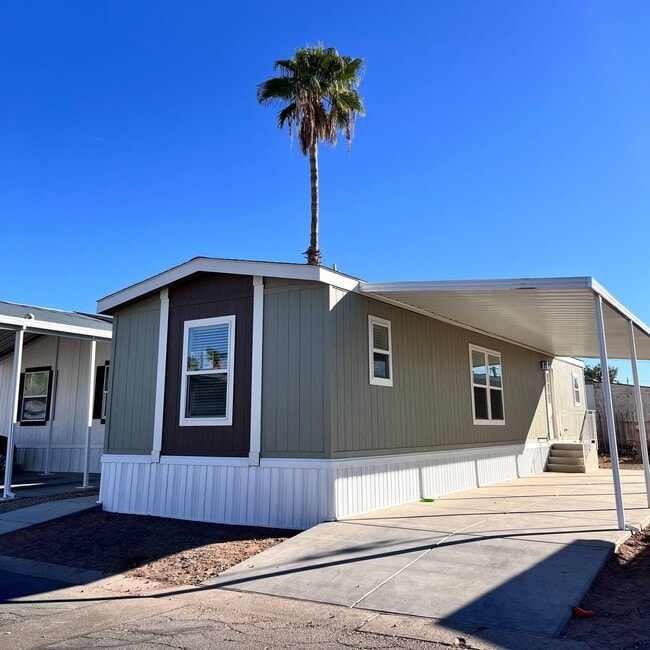 Building Photo - 1409 N French St