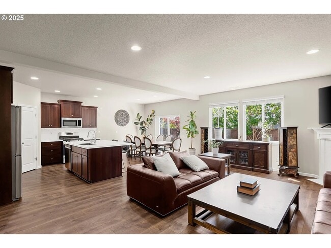 sala de estar - 16954 NW Antonio St