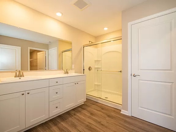 Photo - Fantastic 4bd/2ba home! Let yourself in!