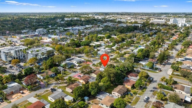 Photo - 201 NE 169th St