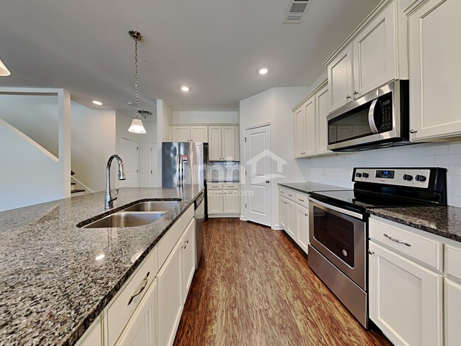 Photo - 13 Crabapple Cir