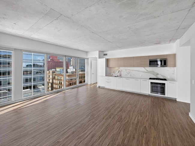 Photo - 167 N Desplaines St Unidad 1210