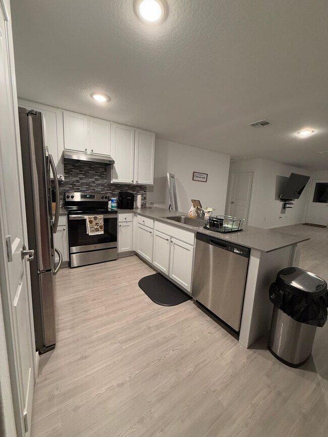 Photo - 13510 Sneed Ter