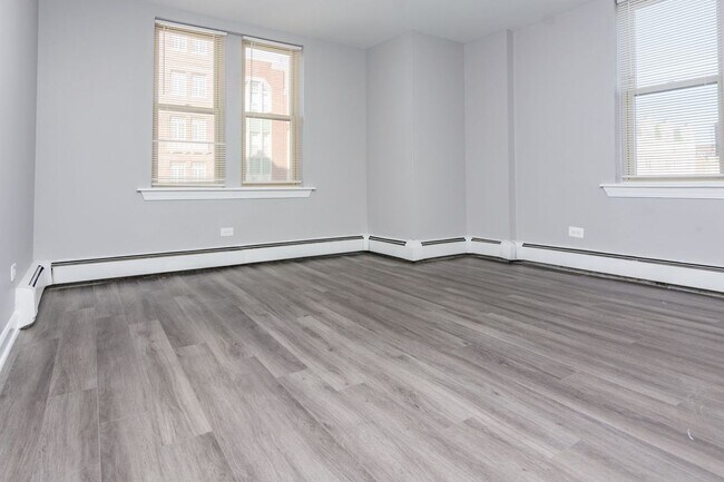 Photo - 7147 S Jeffery Blvd