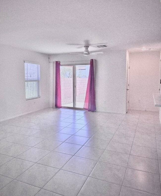 Photo - Charming 3-Bed/2-Bath House (Rita Ranch Co...