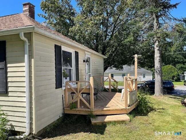 Photo - 180 Circle Dr