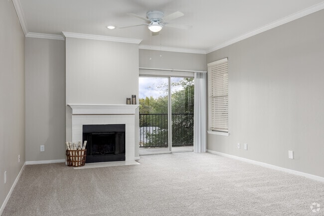 3BR, 2BA - 1,279SF | C1