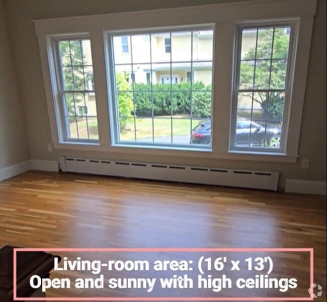 Building Photo - 31 Woodbine St Unit #2 Rental