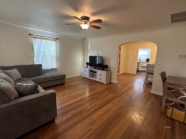 Photo - 1313 S 6th Ave