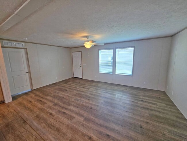 Photo - 781 W Walcott Rd