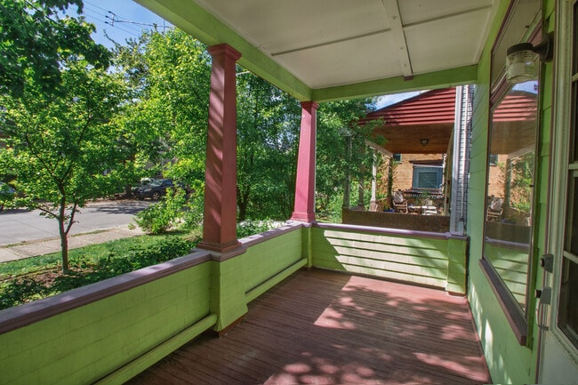 Photo - 421 S Trenton Ave Unit 1