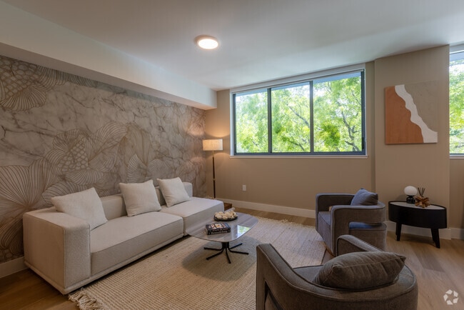 Studio - 1BA -555SF - Living Room
