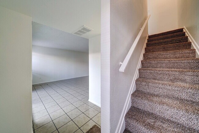 Photo - 2696 N 43rd Ave