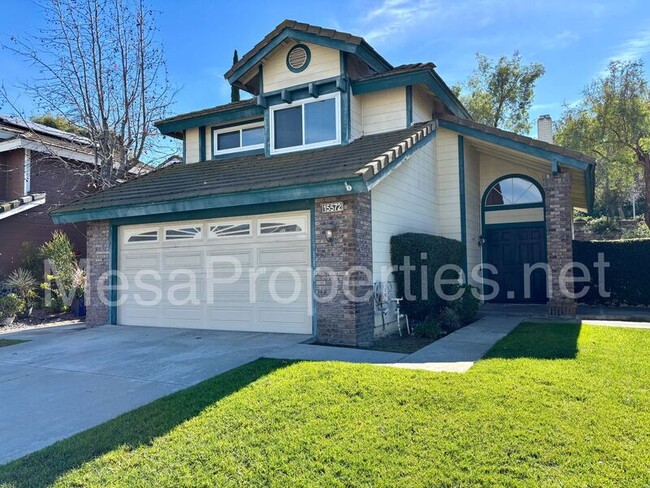 Photo - 15572 Ficus St