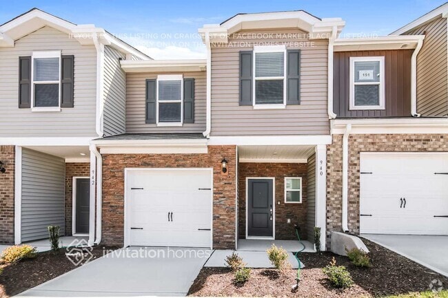 Building Photo - 940 Greenville Wy Rental