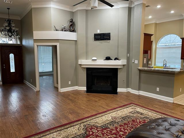 Photo - 3909 Catalina St