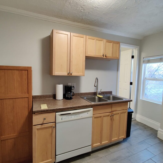 Photo - 380 E 800 S