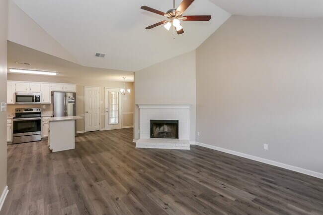 Photo - 7085 Lindsey Leaf Cove