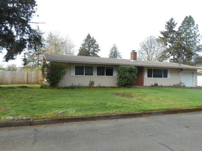 Bright and Spacious Adair Village Gem! - Bright and Spacious Adair Village Gem! House