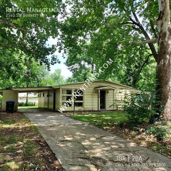Photo - 2540 SW Burnett Rd House