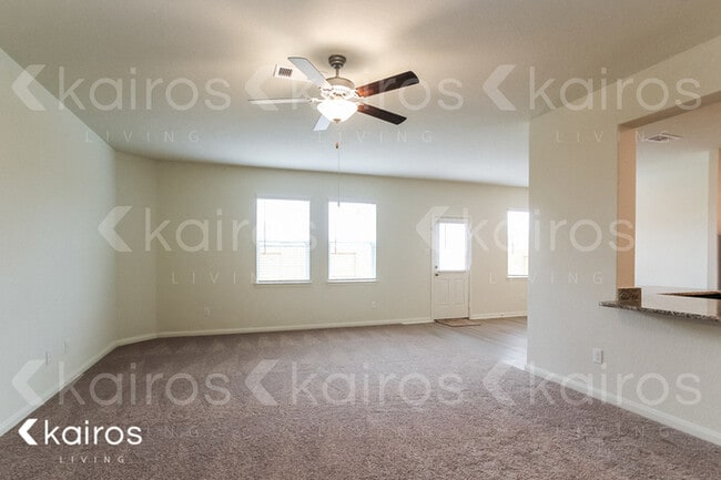 Photo - 8411 Hannah Rd