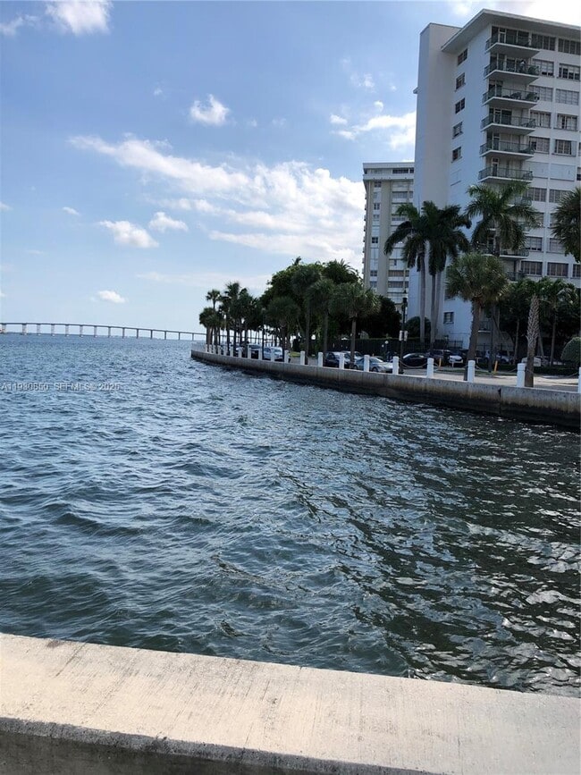 Photo - 1408 Brickell Bay Dr Unit 302