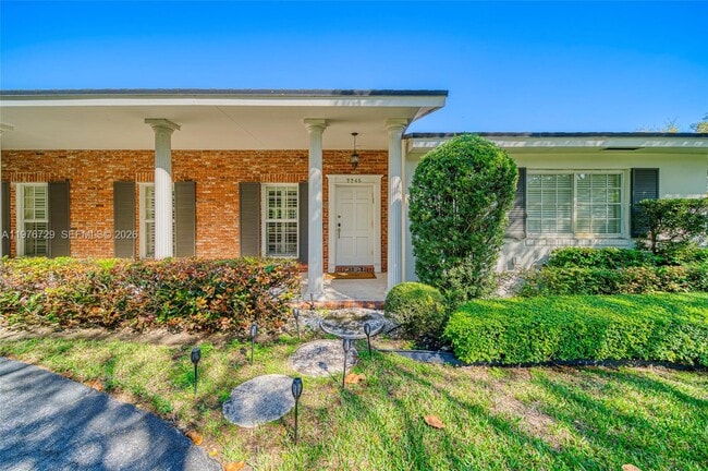 Photo - 7745 SW 144th St