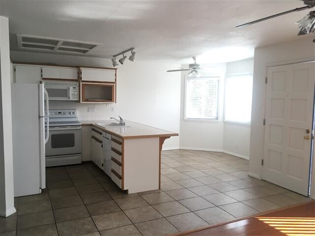 Photo - Gated Upstairs 2BD/2BA Condo, 2 Gated Rese...