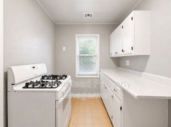 Photo - 205 N Key Blvd