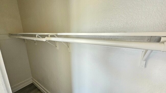 Photo - 1330 W 11th St Unidad 16