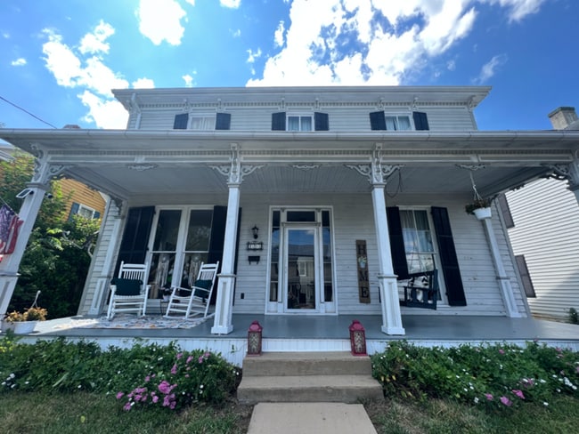Photo - 123 N Church St House