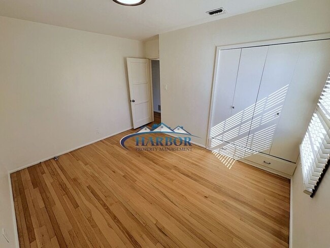 Photo - 2632 S Averill Ave