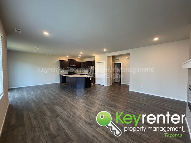 Photo - 10715-10187 187 St Ct E