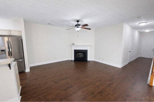 Photo - 4865 Beacon Ridge Ln