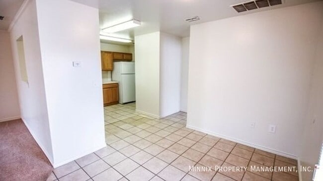 Photo - 1102 N Belmont Ave Unit A