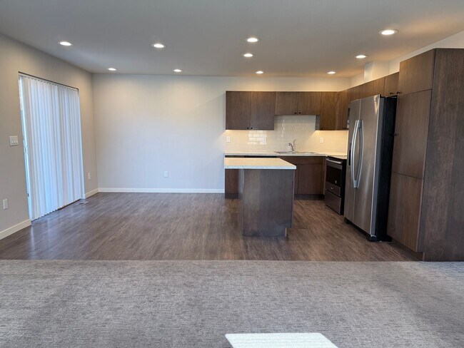 Photo - Stunning 4 Bedroom Townhome - $500 SPECIAL MOVE IN CREDIT